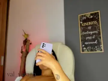 Chaturbate Best Webcam of val_varago