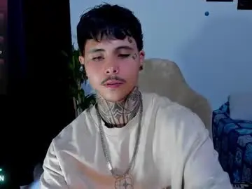 Chaturbate Live Sex Cam of 777_stefantransmen