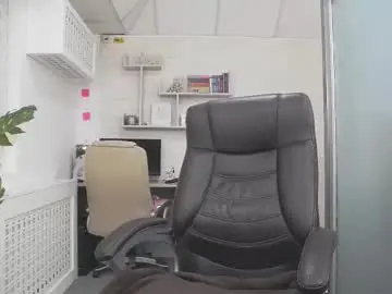 Chaturbate Free Live Porn of avablue_