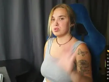 Chaturbate Live Sex Cam of sandra_sww