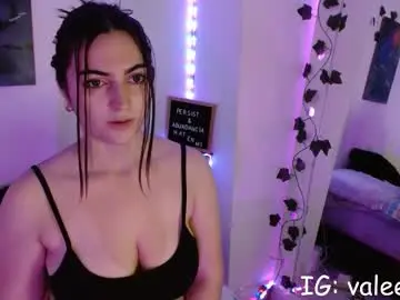 Chaturbate Free Live Porn of sweett_minionn