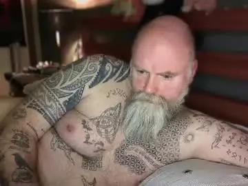 Chaturbate Private Sex Chat of tattooeddilf01