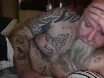 Chaturbate Adult Webcam of tattooeddilf01