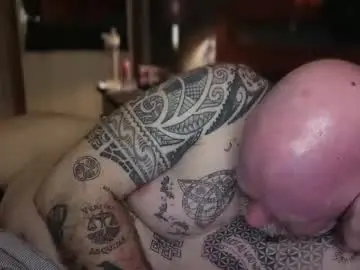 Chaturbate Live Sex of tattooeddilf01