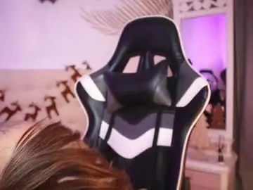 Chaturbate Free Porn Cam of ashleyvalirya