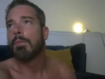 Chaturbate Live Sex Cam of biggin10inch