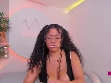 Chaturbate Live Sex Cam of dayanne_campbelll