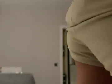 Chaturbate Nude Webcam of lesi_moonie