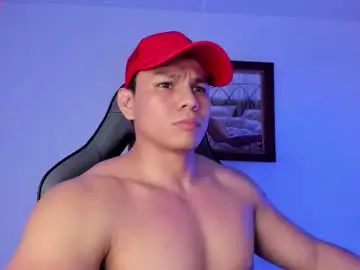 Chaturbate Best live sex cam show of roy__constance