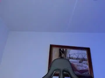 Chaturbate Adult Webcams of roy__constance