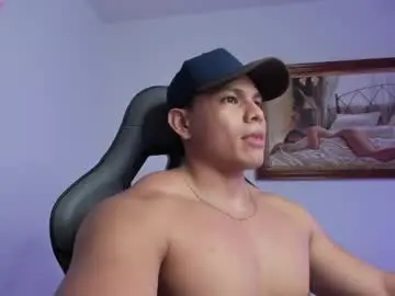 Chaturbate Live Porn of roy__constance