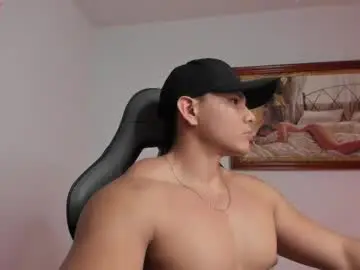 Chaturbate Adult Video Chat of roy__constance