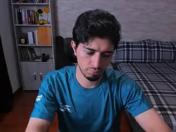 Chaturbate Live Sex Cam of aaron_paul_