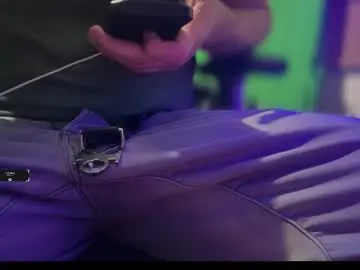 Chaturbate Nude Webcam of hanginbrooklyn