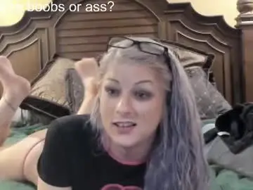 Chaturbate Free Porn Cam of jessyboi0504