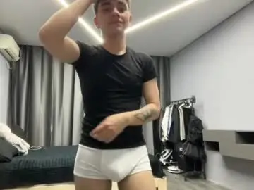 Chaturbate Watch Live Sex Cams of maxwoolf