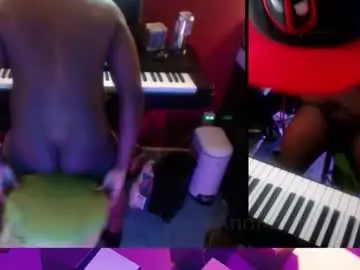 Chaturbate Free Porn Cam of bicepsandfrot