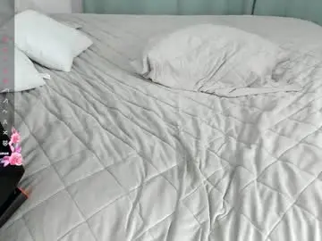 Chaturbate Live Sex Cam of candiepariseau