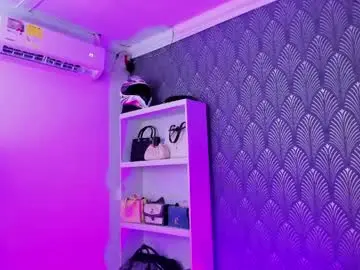 Chaturbate Sex Chat of ravanne1