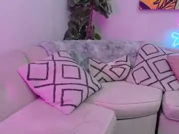 Chaturbate Best live sex cam show of roxynyes