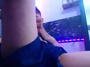 Chaturbate Live Porn of thick_andtight