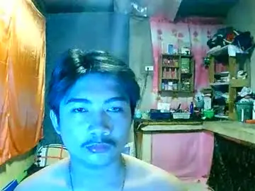 Chaturbate Live Porn of ur_fucking2005