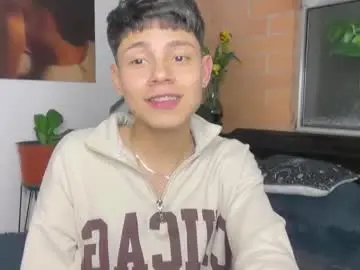 Chaturbate Adult Webcam of andy_belier