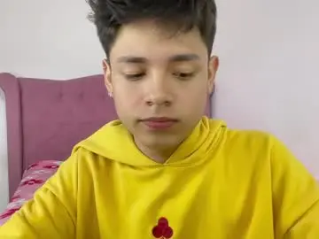 Chaturbate Watch Live Sex Cams of andy_belier