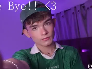 Chaturbate Free Live Porn of angelocute_