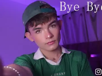 Chaturbate Adult Webcam of angelocute_