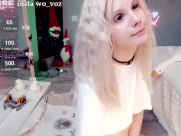 Chaturbate Live Sex of careful_i_bite