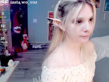 Chaturbate Live Sex of careful_i_bite