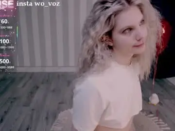 Chaturbate Live Sex of careful_i_bite