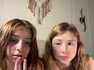 Chaturbate Live Sex Cam of floret_joy