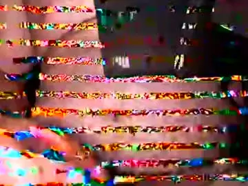 Chaturbate Watch Live Sex Cams of showmeyourwife01
