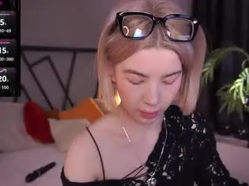 Chaturbate Watch Live Sex Cams of lindathacker