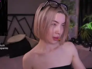 Chaturbate Free Porn Cam of lindathacker