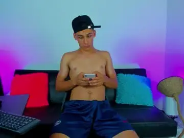 Chaturbate Live Sex of max_wild01