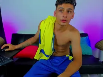 Chaturbate Nude Webcam of max_wild01