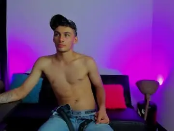 Chaturbate Private Sex Chat of max_wild01