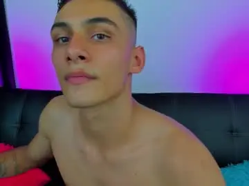 Chaturbate Private Sex Chat of max_wild01