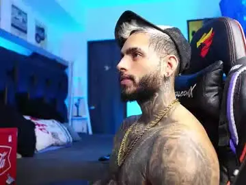 Chaturbate Live Sex of logan_hugh8