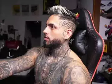 Chaturbate Adult Video Chat of logan_hugh8