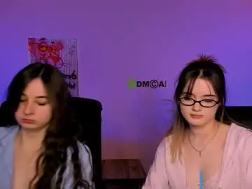 Chaturbate Live Sex of luna_berryy