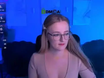 Chaturbate Best live sex cam show of luna_berryy