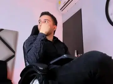 Chaturbate Watch Live Sex Cams of mike_257_