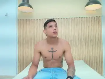 Chaturbate Adult Webcams of brandon_mercuri