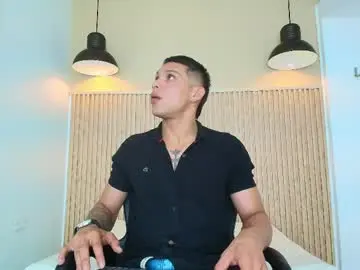 Chaturbate Watch Live Sex Cams of brandon_mercuri
