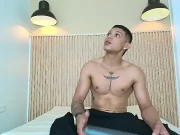 Chaturbate Best live sex cam show of brandon_mercuri