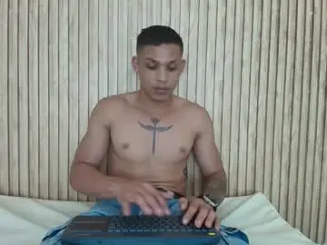 Chaturbate Adult Webcam of brandon_mercuri